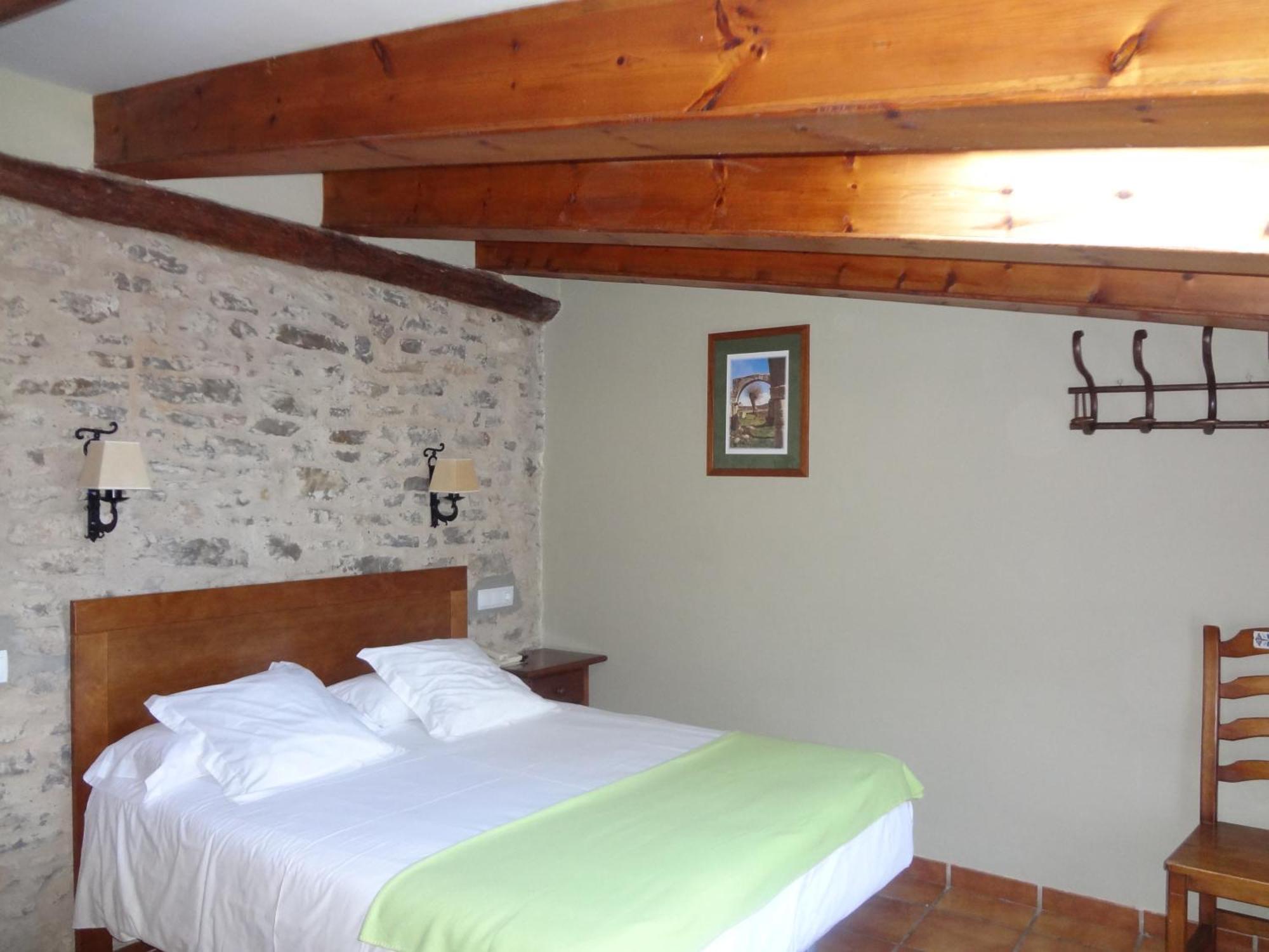 Hotel La Vega Алькала-де-ла-Сельва Экстерьер фото