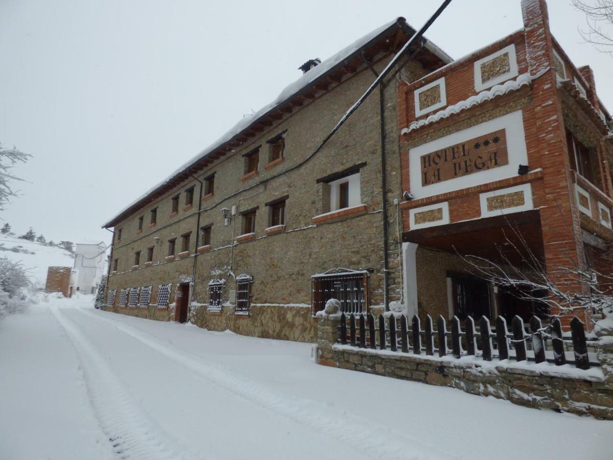 Hotel La Vega Алькала-де-ла-Сельва Экстерьер фото